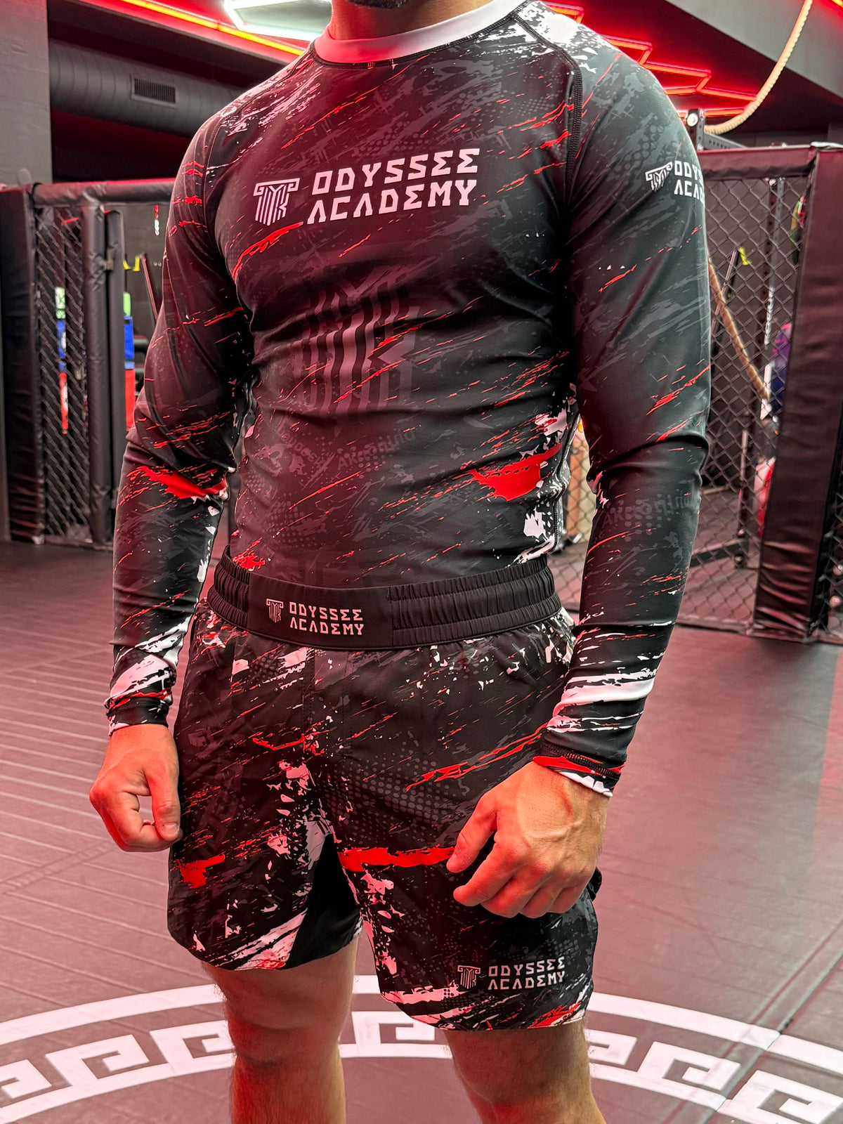 Rashguard manches longues Odyssée "Bloodstorm", vue 2