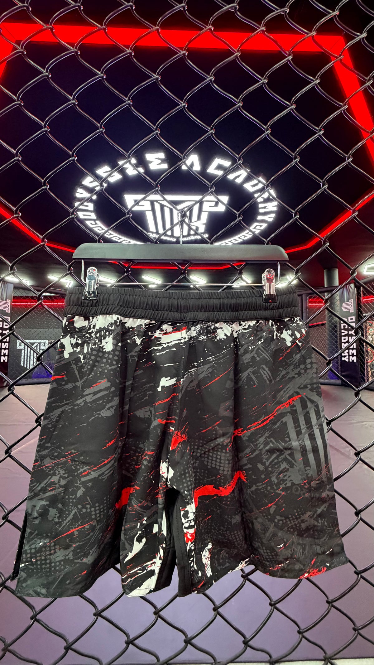 Ensemble Rashguard manches courtes & Short Odyssée "Bloodstorm"
